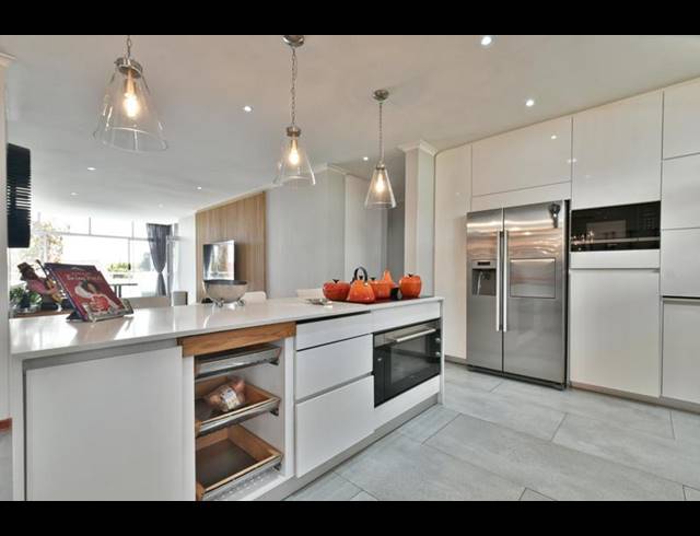 2 BEDROOM HOUSE FOR SALE IN DUNKELD WEST